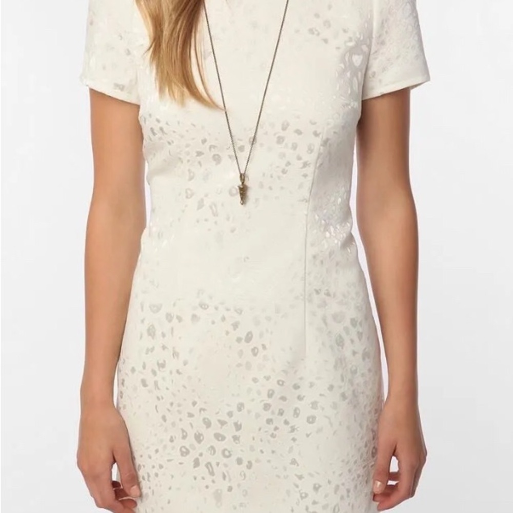 Ladakh Size 4 Mini Dress Jacquard Open Back Cap Sleeve Summer Cocktail Party